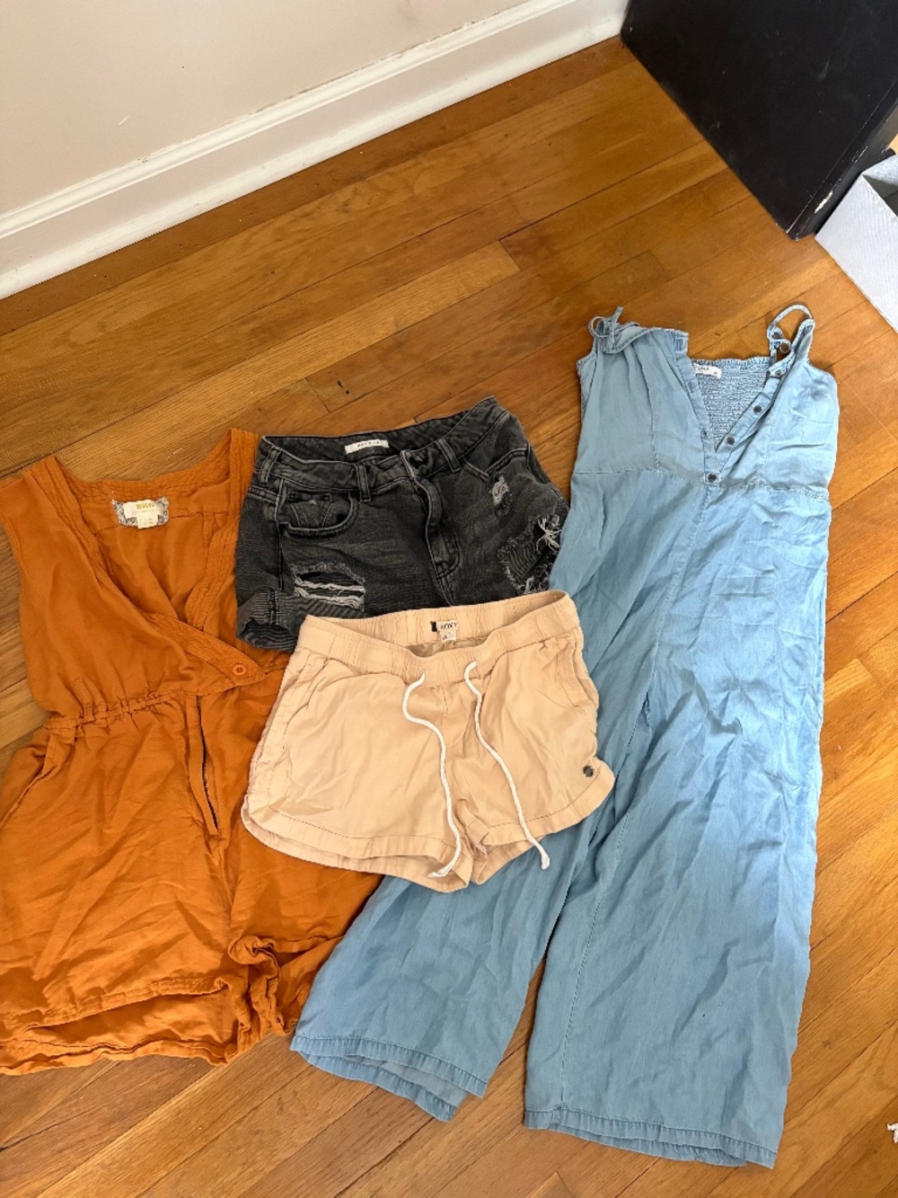 Anthropology, pac sun, Roxy bundle for end of summer/fall